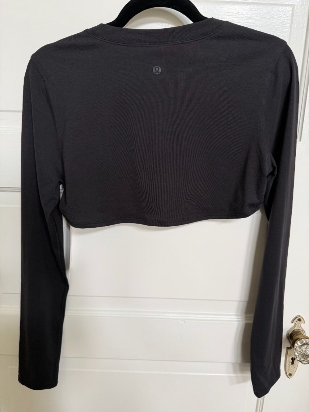 Lululemon Long-Sleeve Crewneck Shrug - Picture 7 of 9